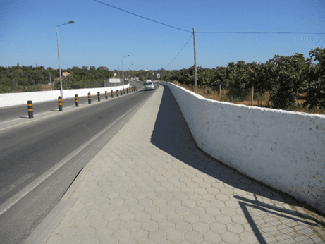 Passeios e muros — Estômbar